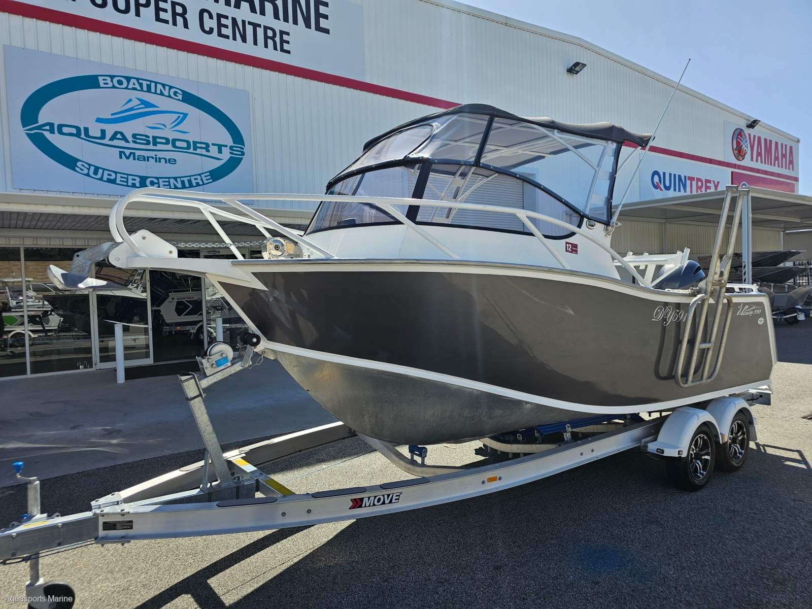 Velocity 550 Runabout