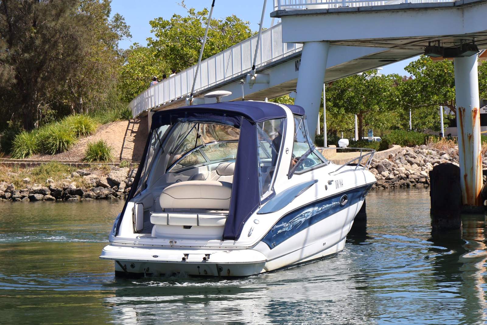 Crownline 270 CR - Versatile Family Cruiser!