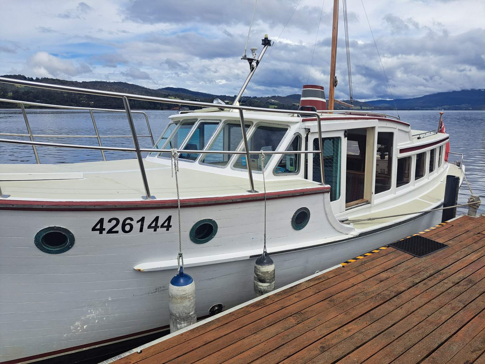 Commercial Vessel + Established Huon River Cruise Business (EOI)