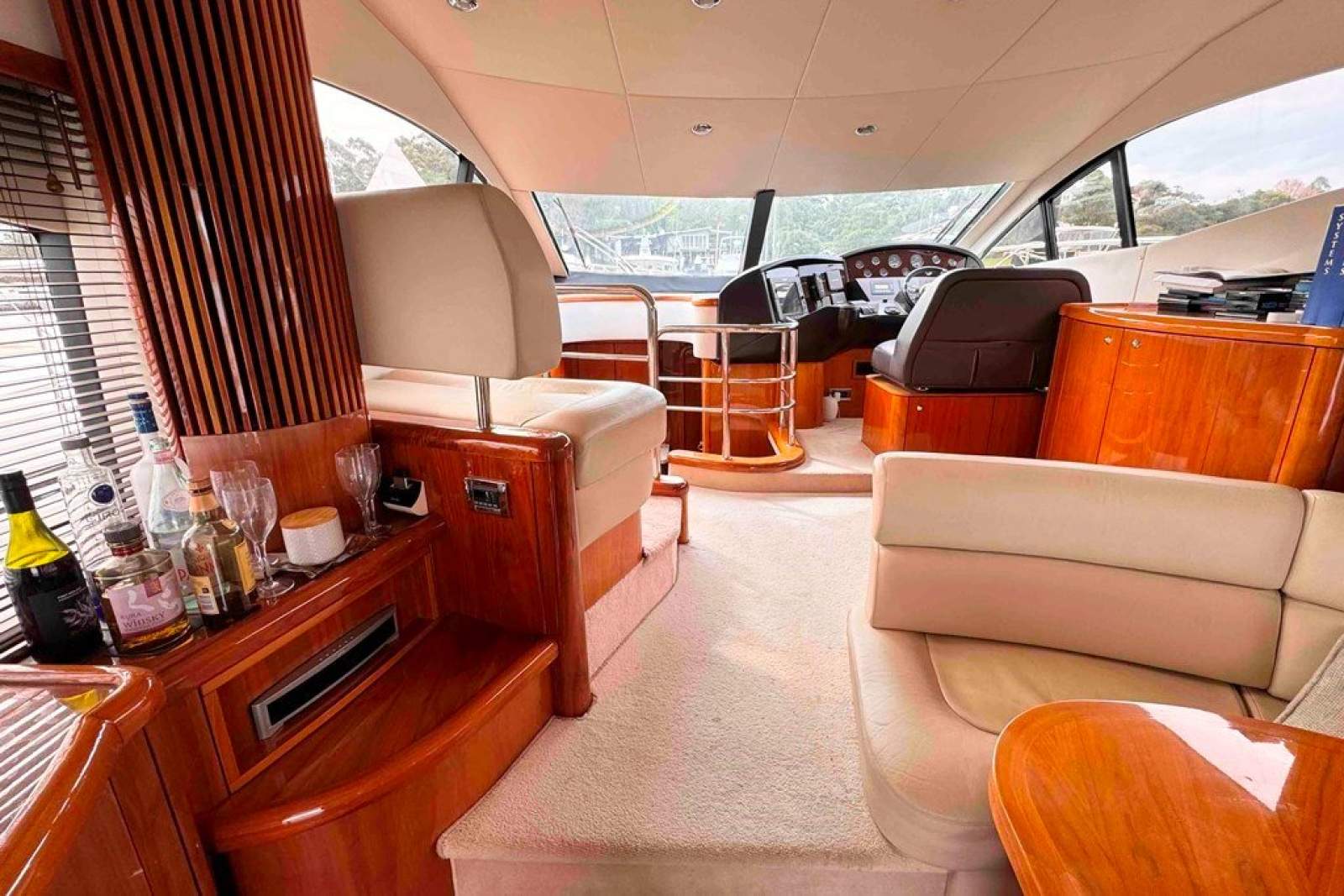 Sunseeker Manhattan 52 - BRING OFFERS. VENDOR WANT'S IT GONE!