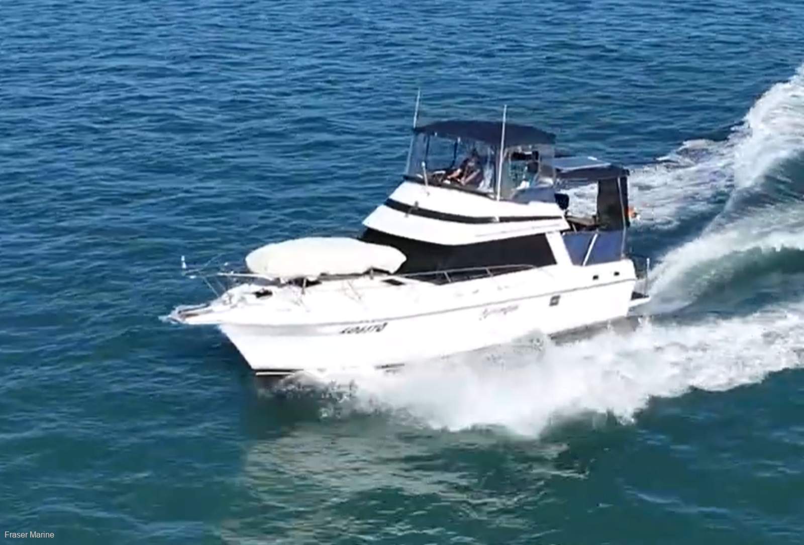 Riviera 35 Flybridge