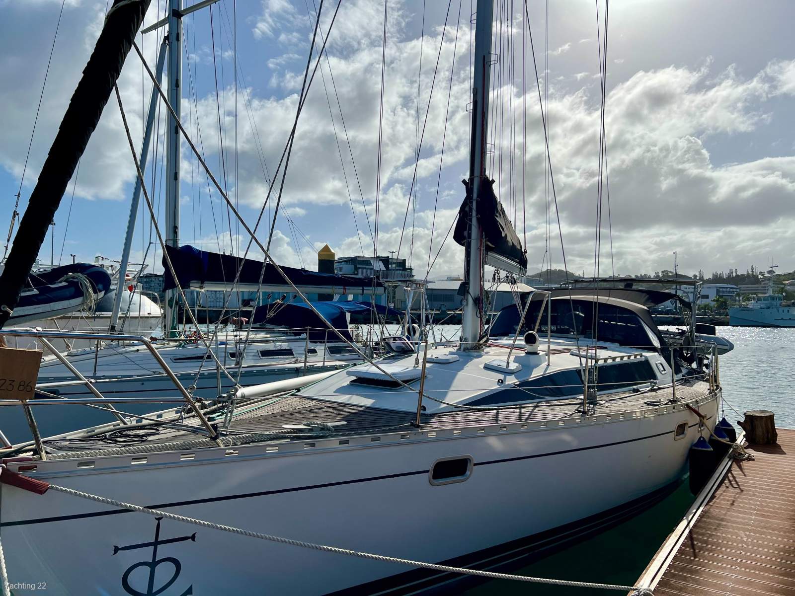 Feeling 446 4 cabins/2WC with shallow keel