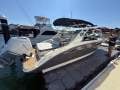 New Sea Ray 250 SDX OB:Nice storage option