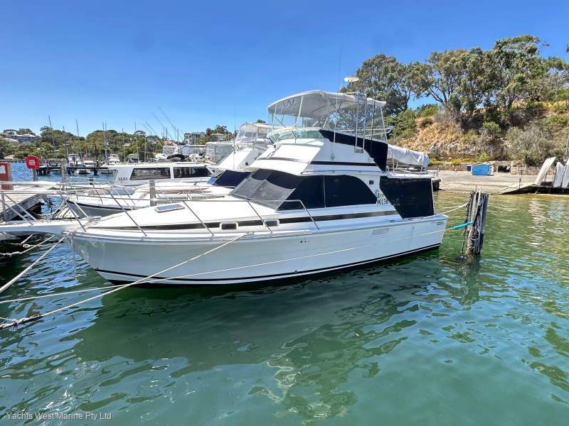 Bertram 35 Flybridge MK III " NEW ENGINES "