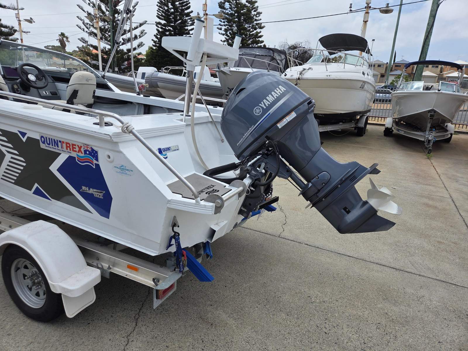 Quintrex 481 Fishabout