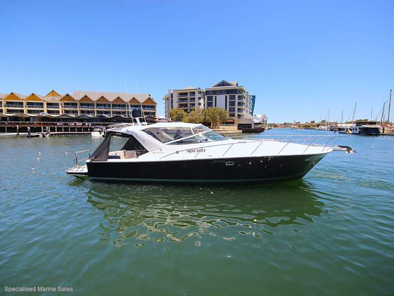 Riviera 4000 Offshore *** UPGRADES GALORE *** $ 355,900 ***
