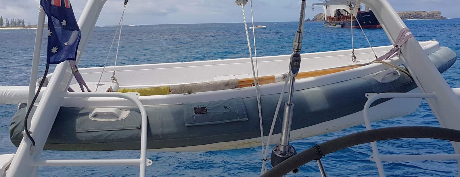 Walker Bay 10:Has 4 ss davet lugs