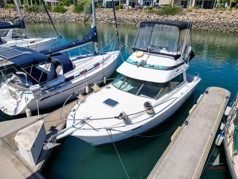 Riviera 27 Flybridge