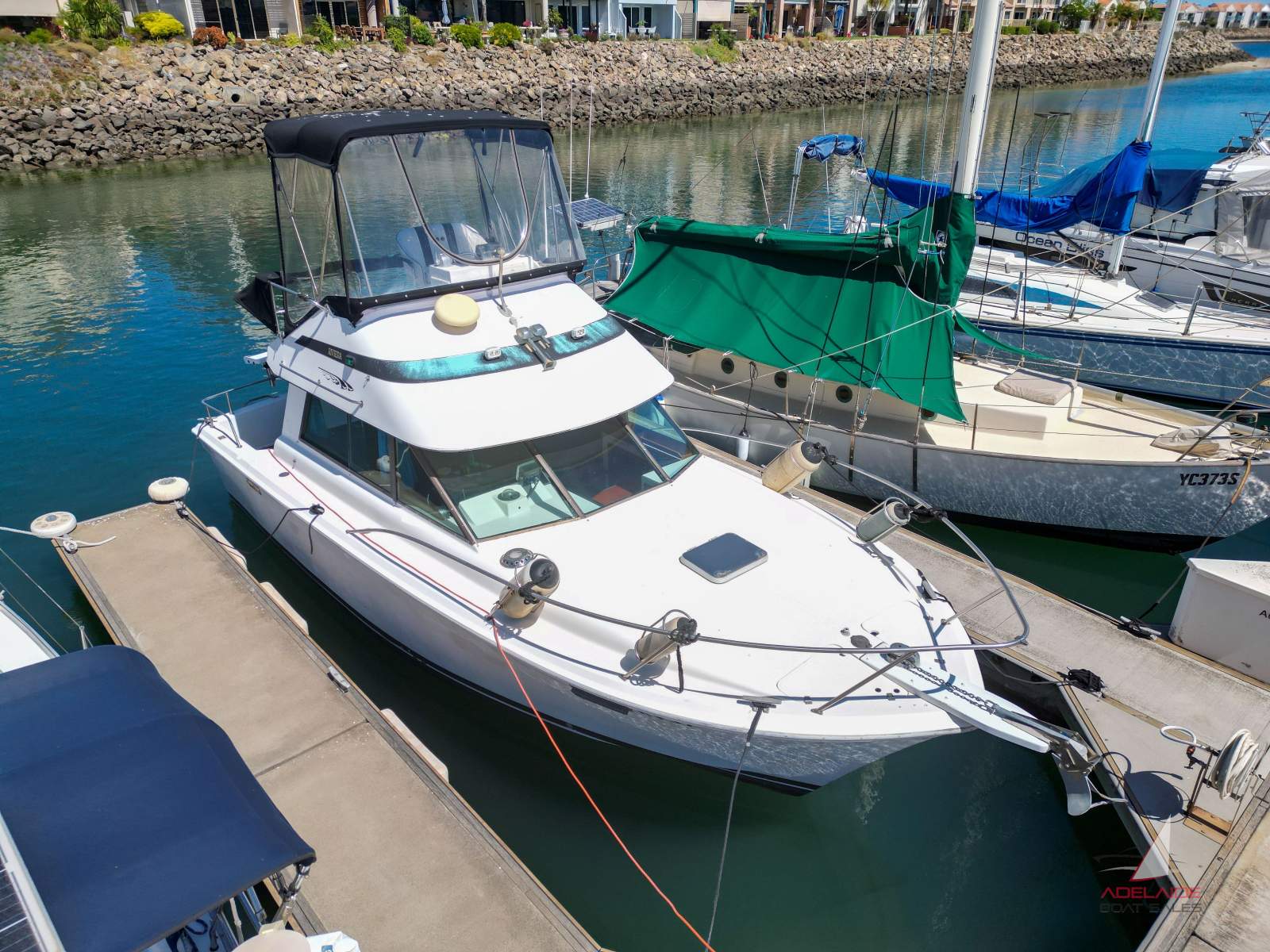 Riviera 27 Flybridge