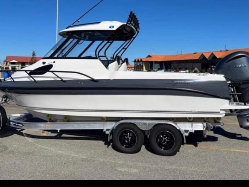 Haines Signature 680F Hard top