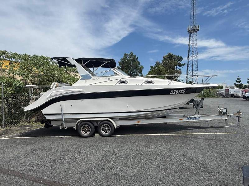 Predator 2800 Sport Cruiser On custom built alloy tandem trailer