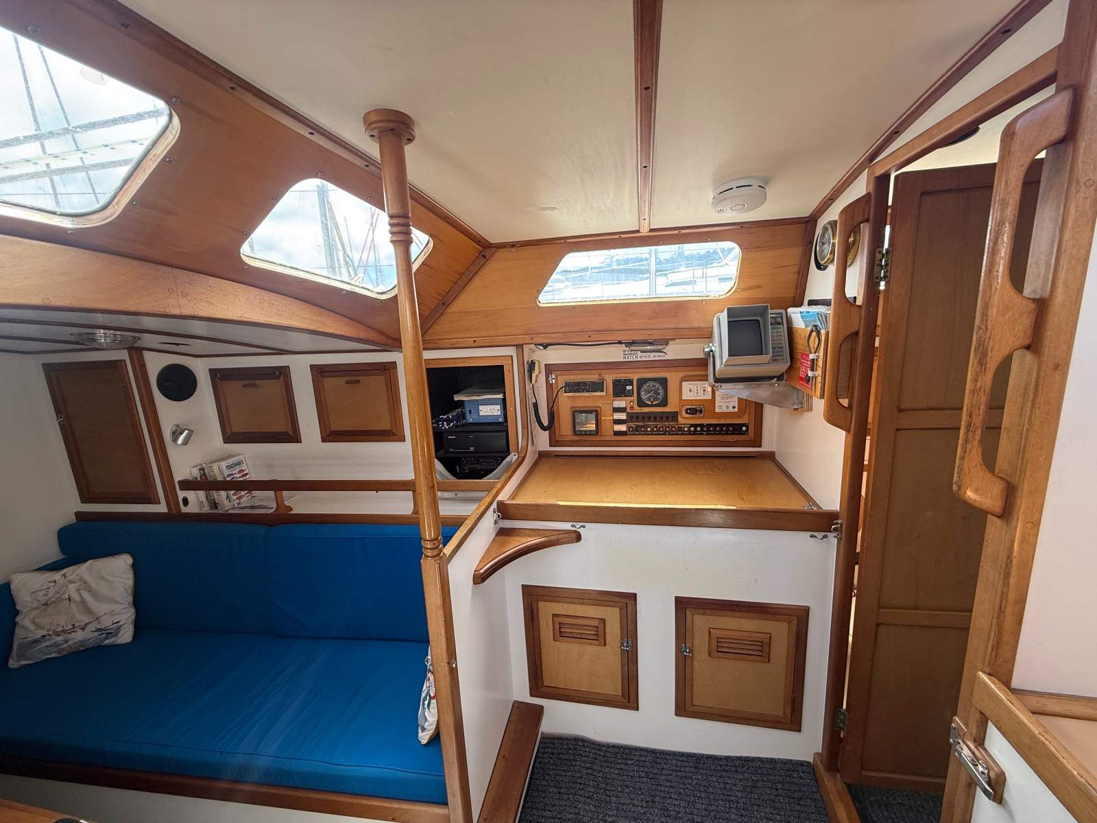 Adams 40 Custom Design Wind Shadow &ndash; Blue Water cruising yacht