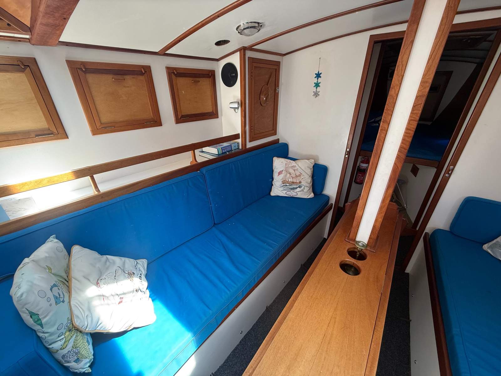 Adams 40 Custom Design Wind Shadow &ndash; Blue Water cruising yacht