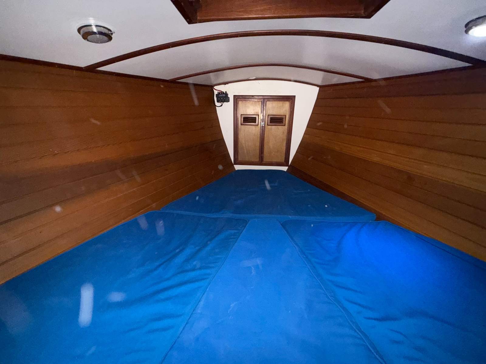 Adams 40 Custom Design Wind Shadow &ndash; Blue Water cruising yacht