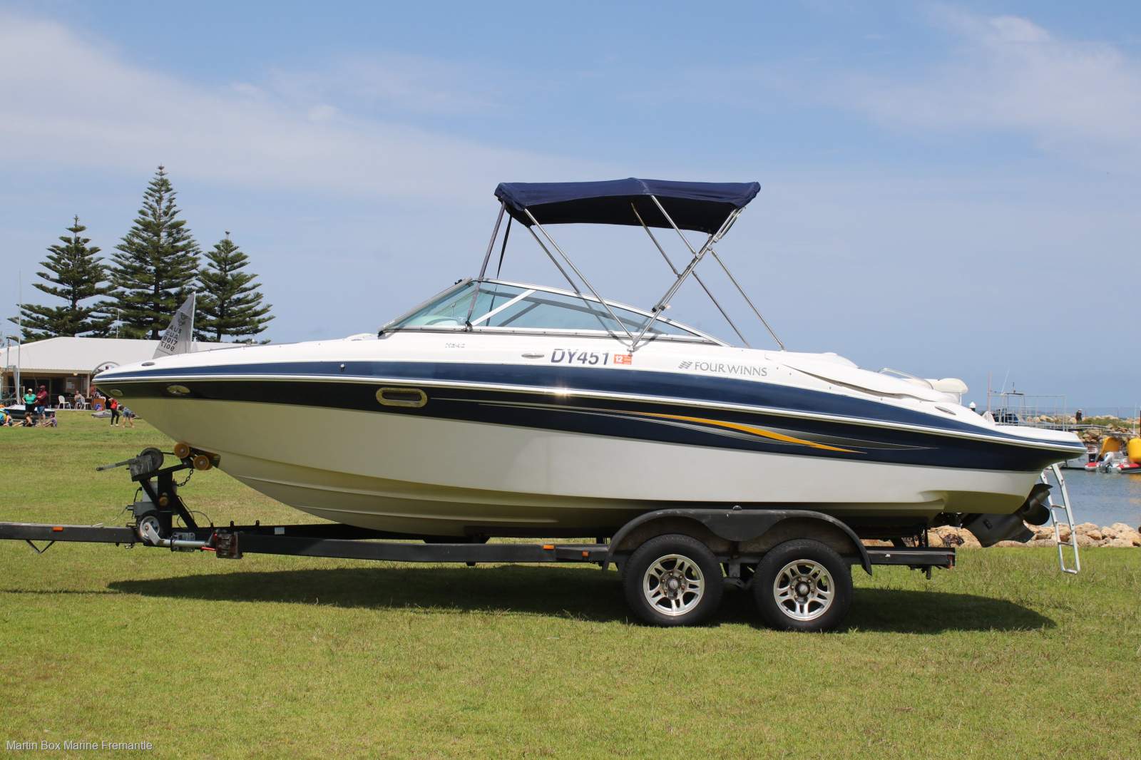 Four Winns H240 with Only 315 Hours