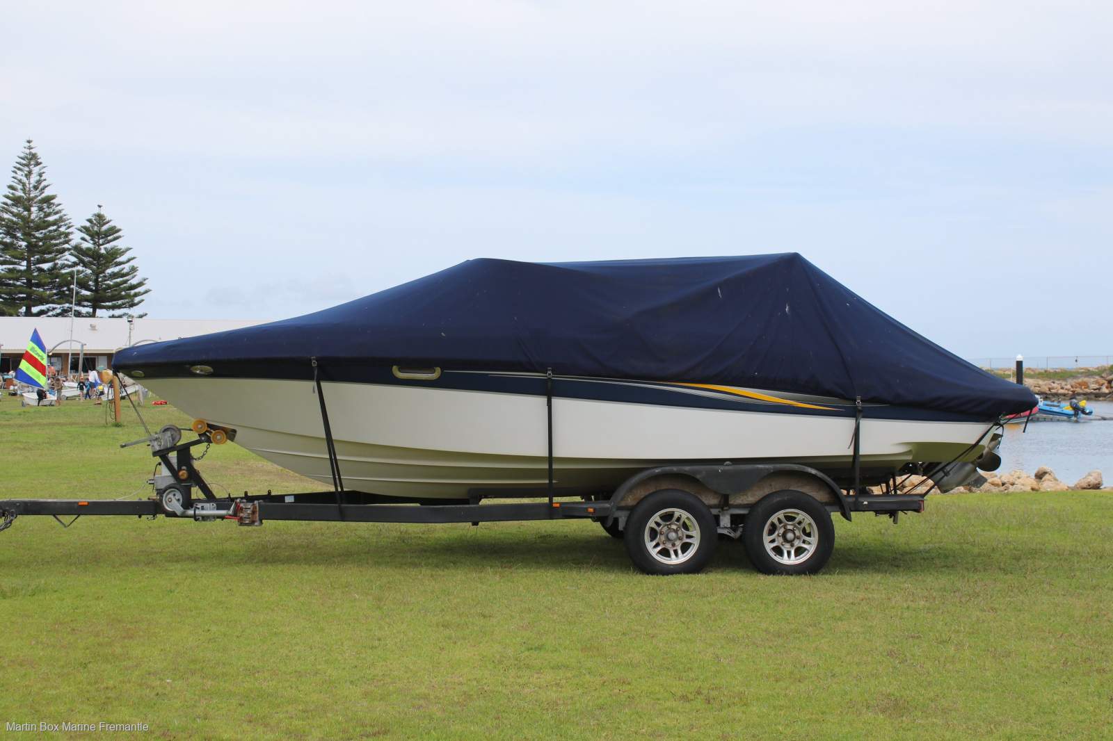 Four Winns H240 with Only 315 Hours