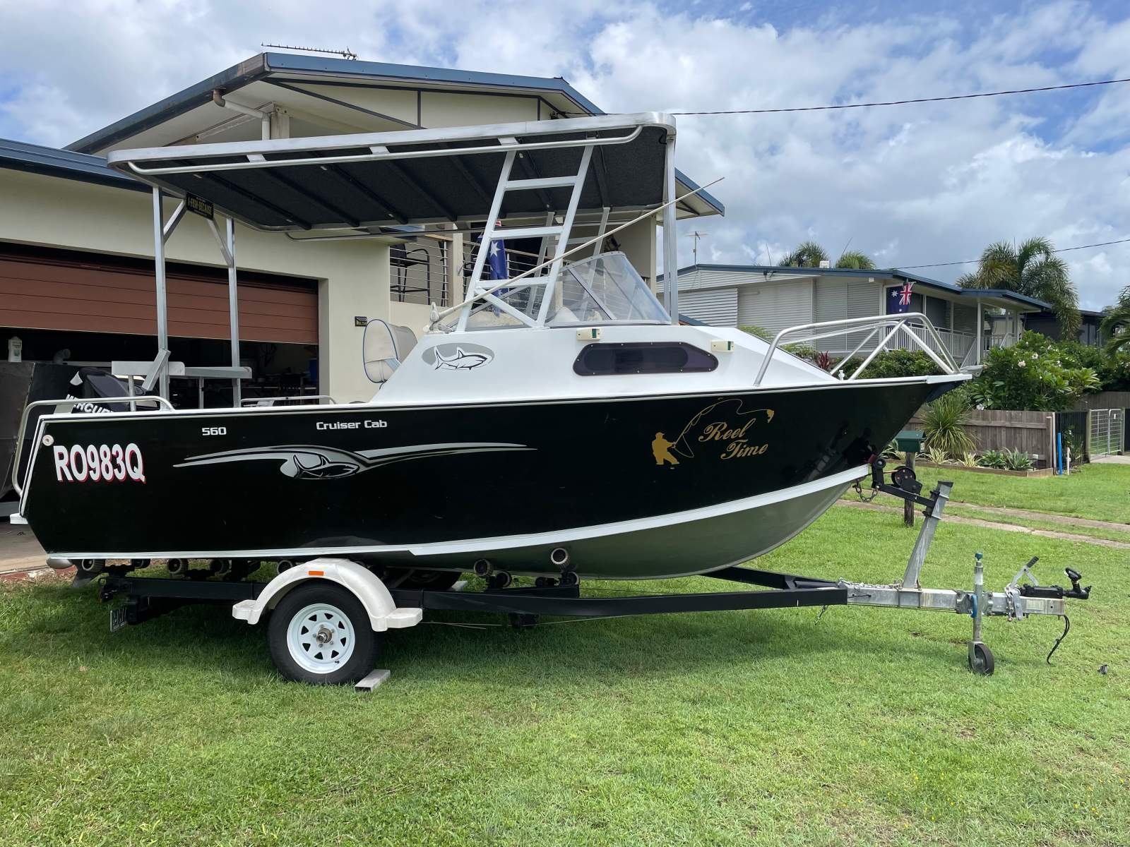 Makocraft Cruiser Cab 560