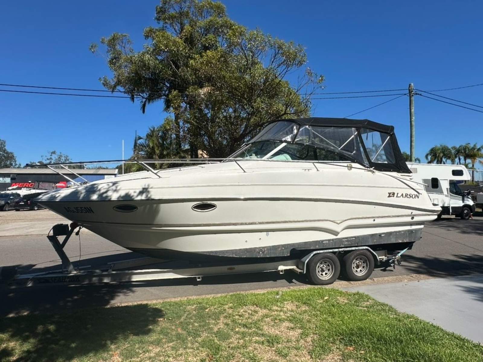 Larson Cabrio 274