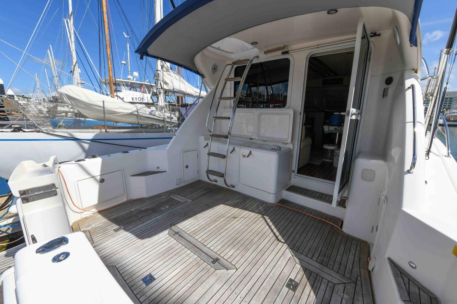 Used Riviera 38 Open Flybridge for Sale | Boats For Sale | Yachthub