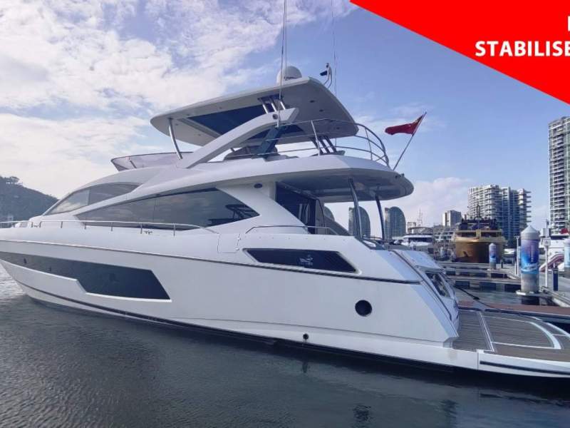 Sunseeker Manhattan 75 - WITH FIN STABILISERS