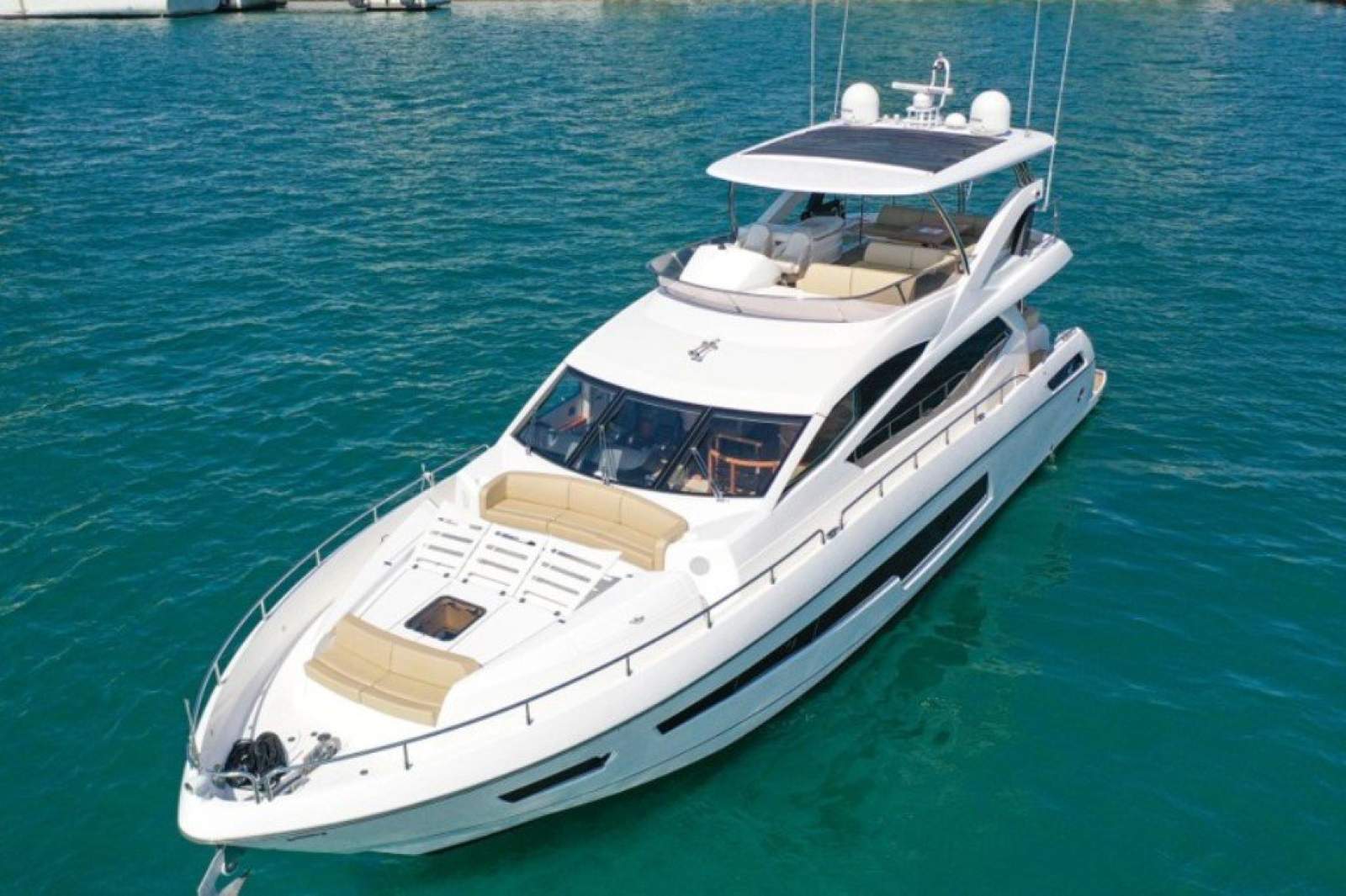 Sunseeker Manhattan 75 - WITH FIN STABILISERS