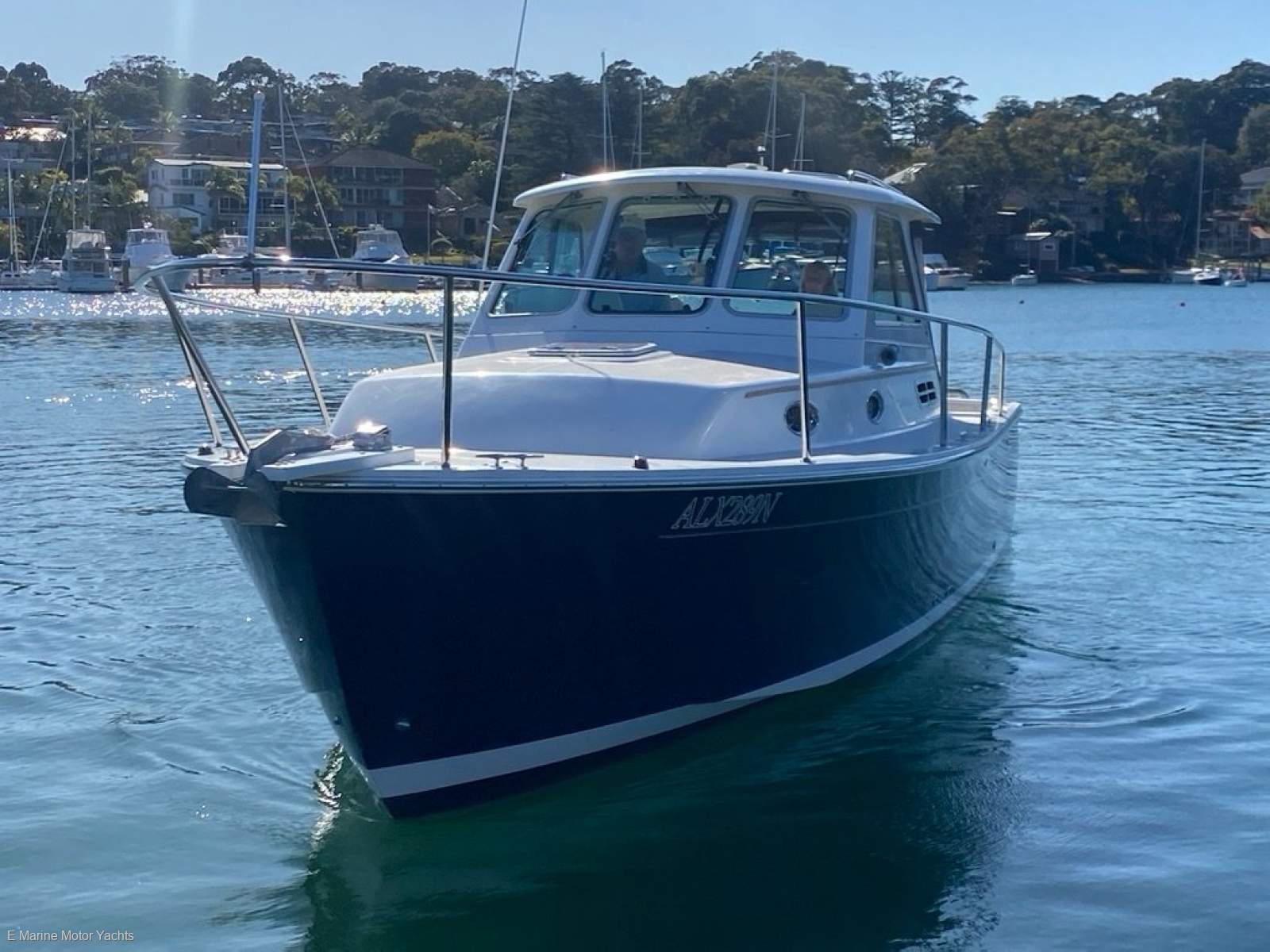 Back Cove 29 Practical and Elegant Diesel Cruiser:Sistership Photo