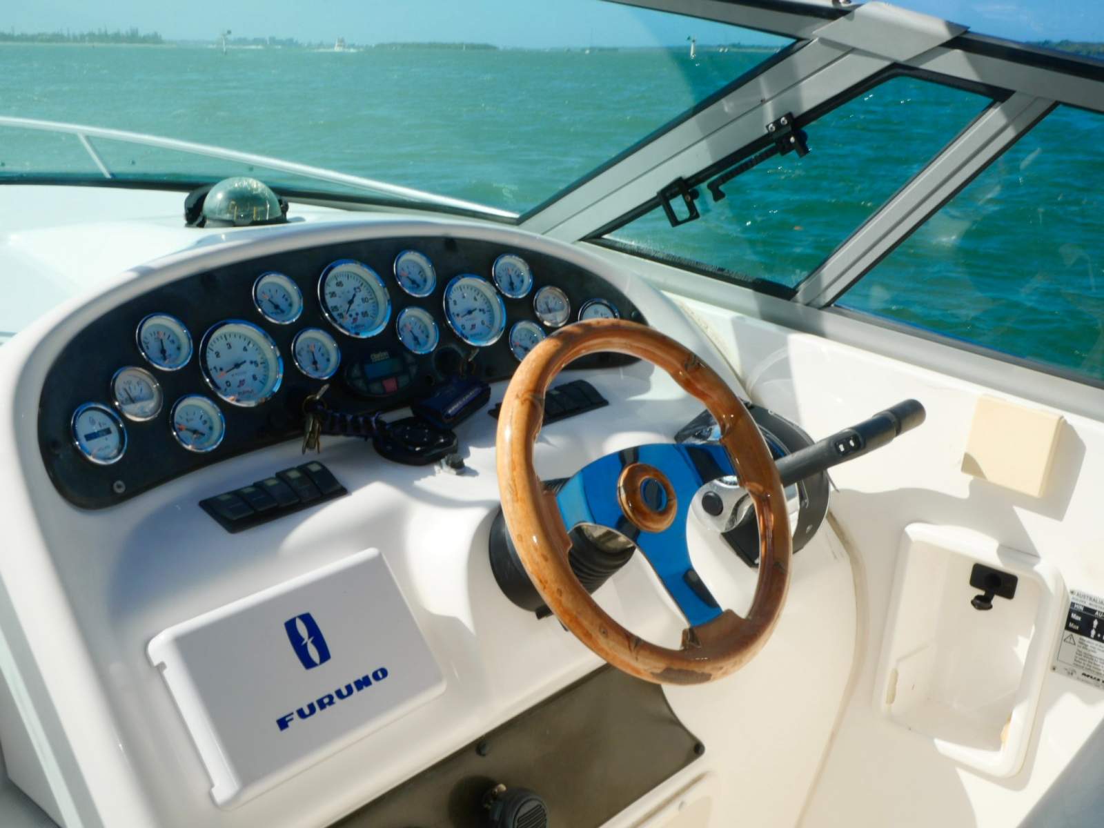 Mustang 3800 Sportcruiser