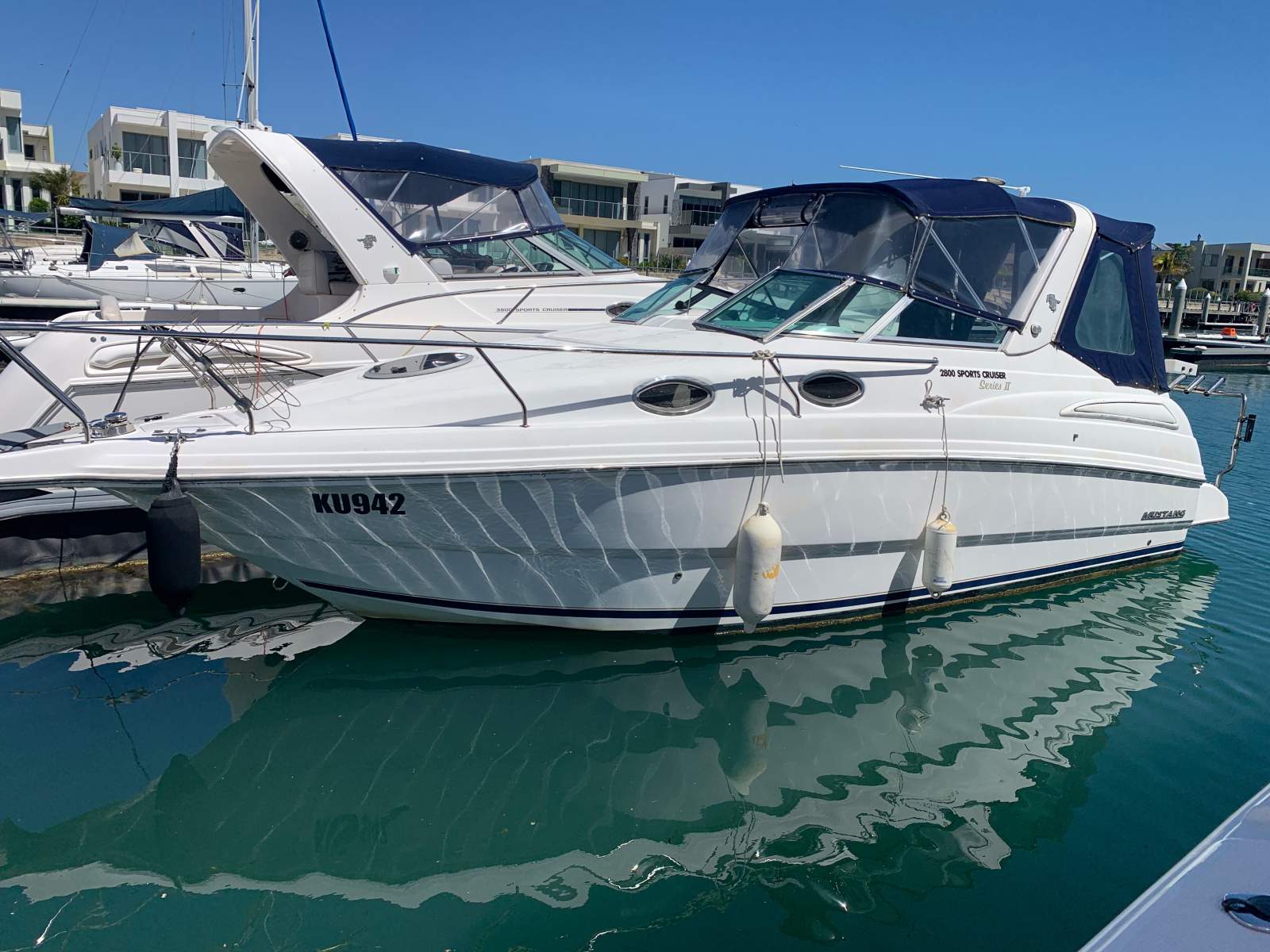 Mustang 2800 SportsCruiser Series II 2002