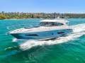 Riviera 5400 Sport Yacht