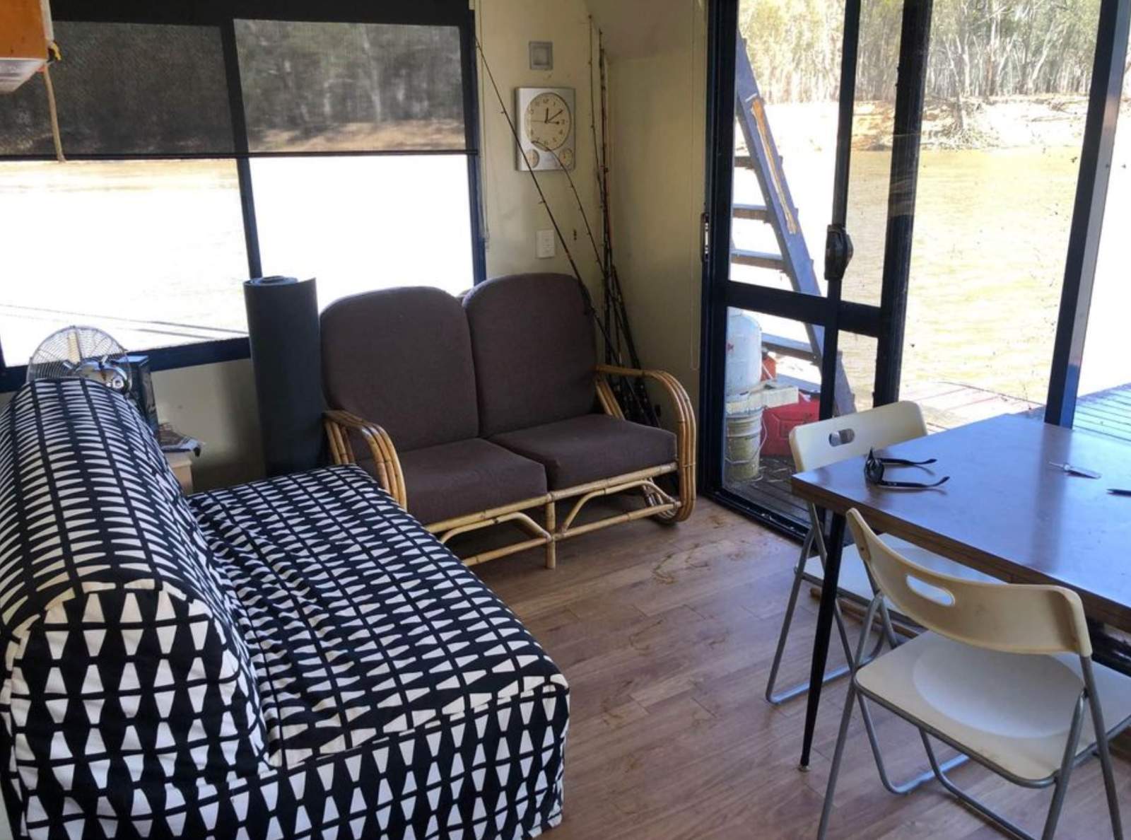 Peter River Murry River Houseboat