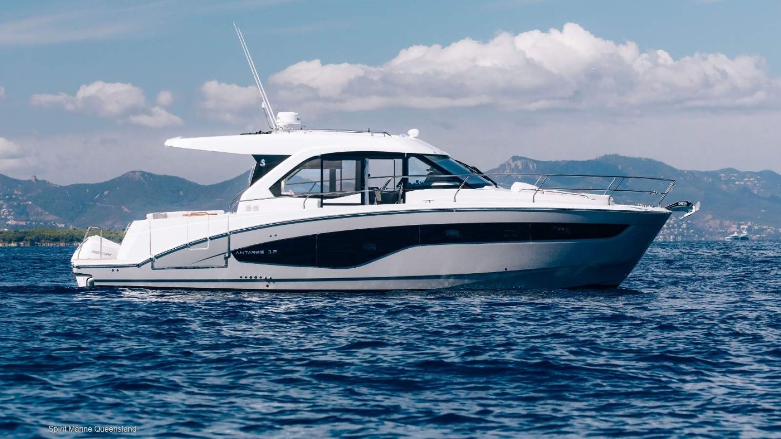 Beneteau Antares 12 Coupe