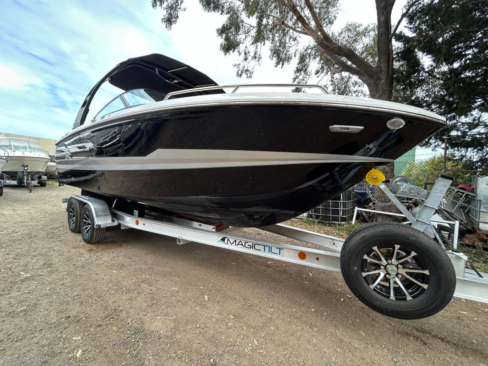 Chaparral 4 SSX Premium Bowrider