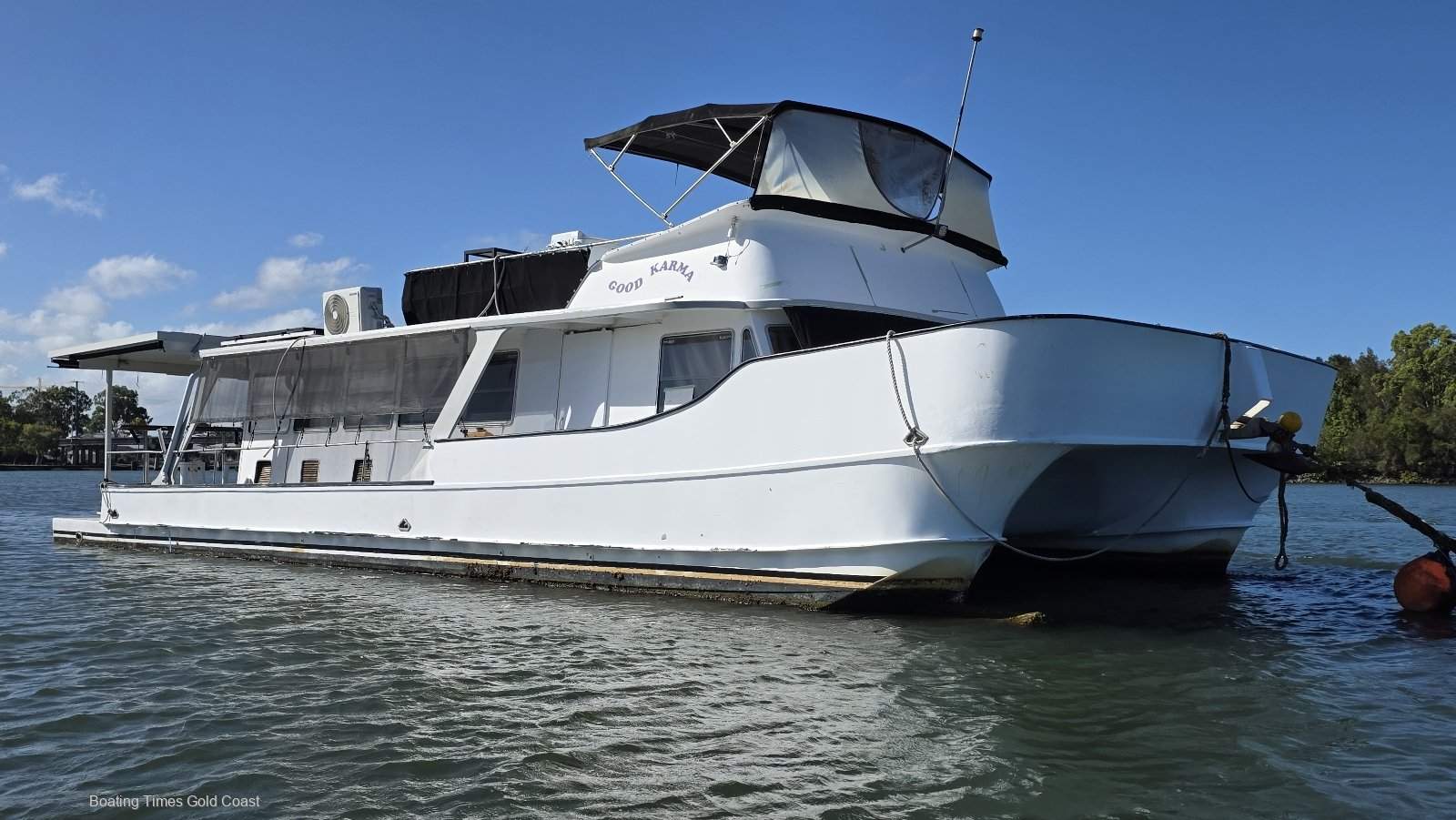 Custom Houseboat 50 ft