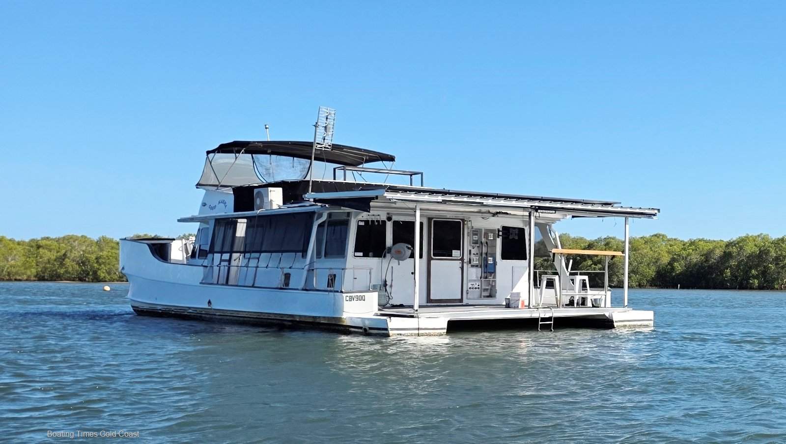 Custom Houseboat 50 ft