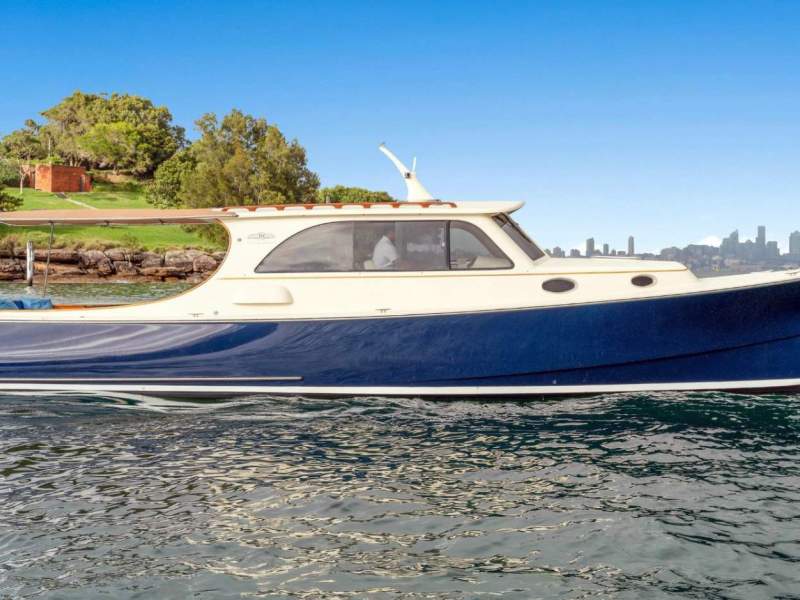 Palm Beach Motor Yachts 38 Classic