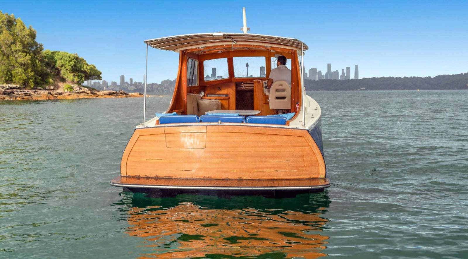 Palm Beach Motor Yachts 38 Classic