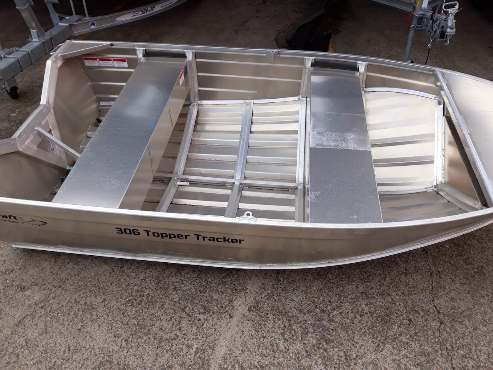 New Makocraft 306 Topper Tracker