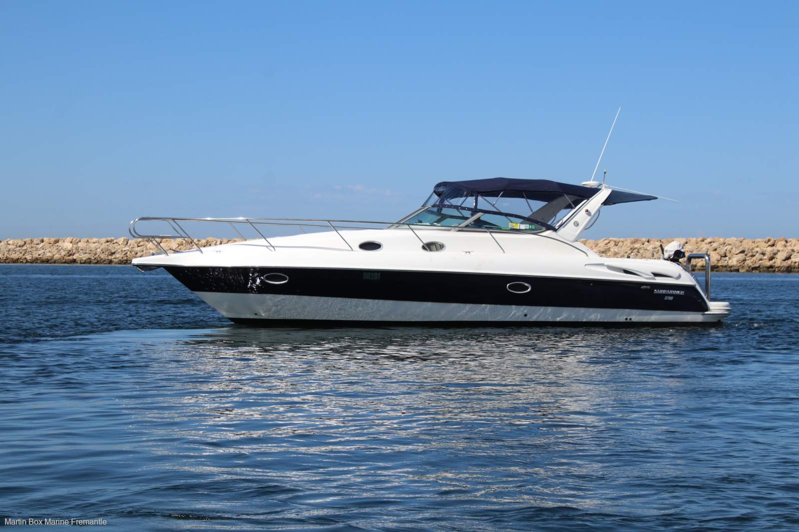 Sunrunner 3700 with twin Yanmar Diesels & Shaft Drives