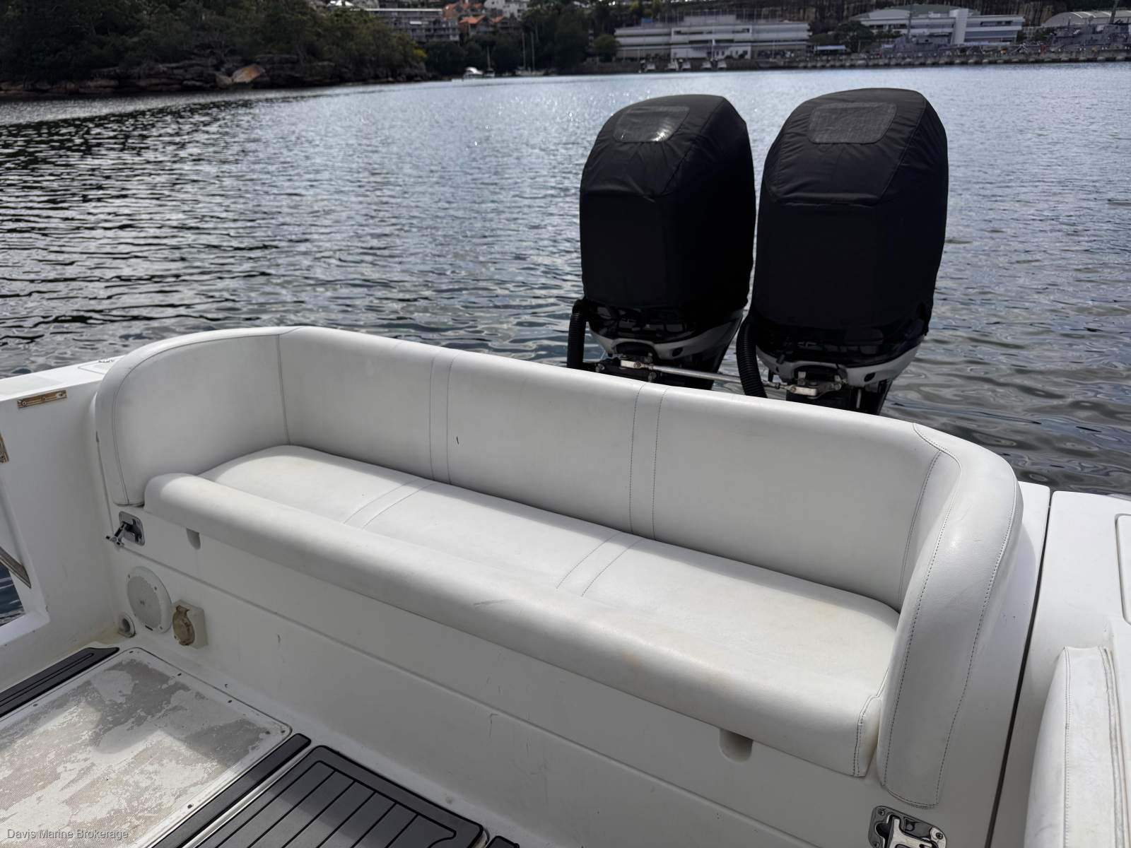 Al Dhaen 360 OF Wavebreaker Centre Console