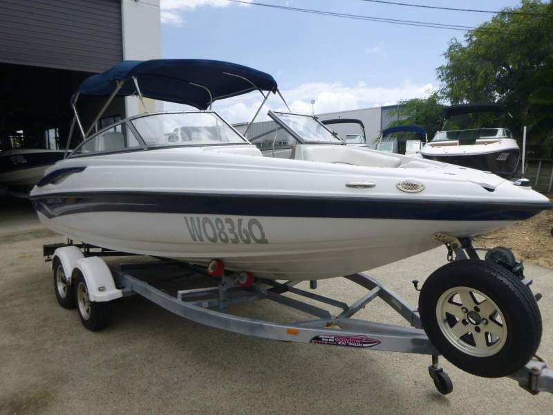 Crownline 19 SS BOW RIDER