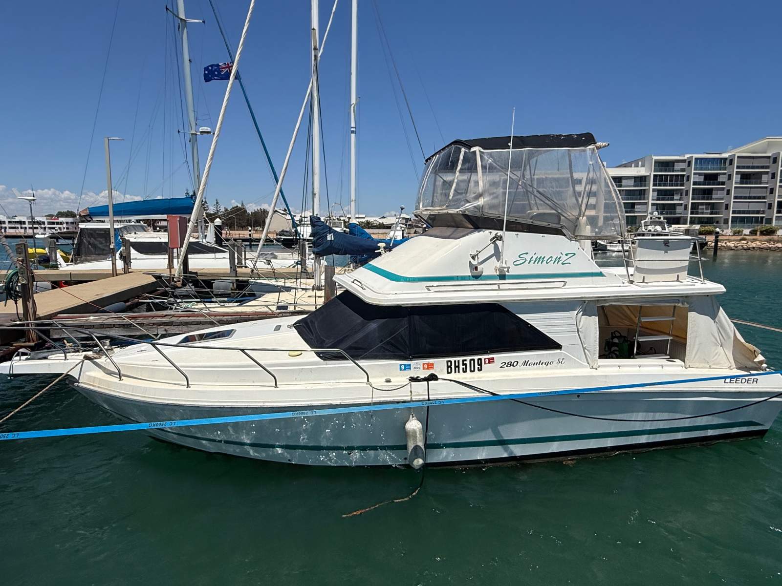 Leeder 28 Flybridge
