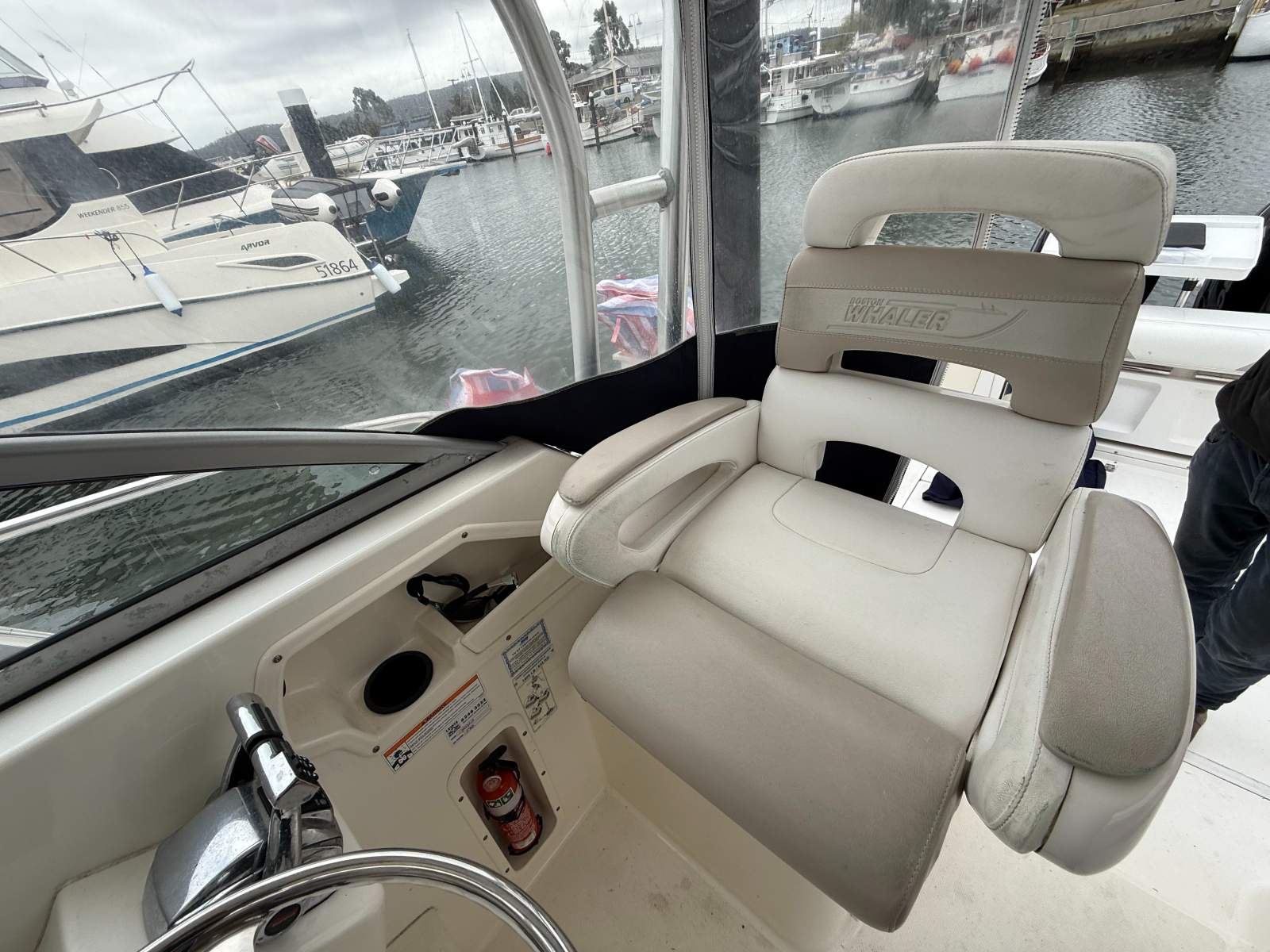 Boston Whaler 285 Conquest &ndash; Perfect Fishing / Family platform for Tasmania