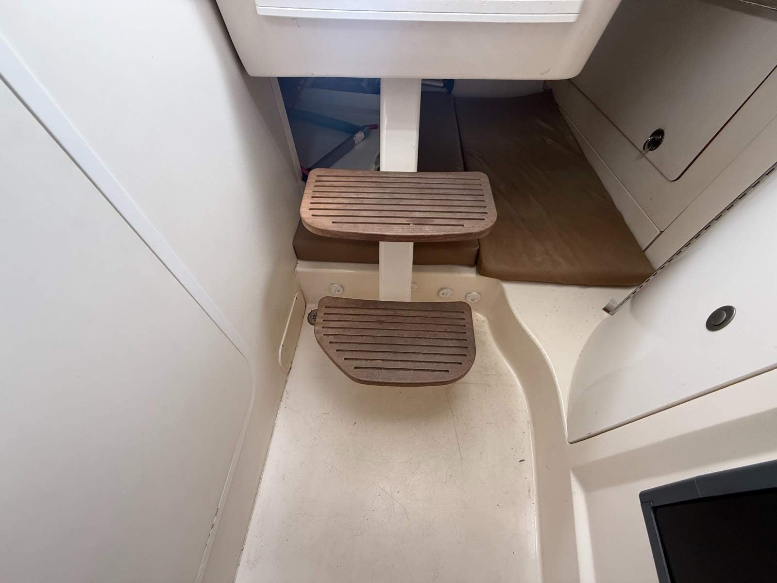 Boston Whaler 285 Conquest &ndash; Perfect Fishing / Family platform for Tasmania