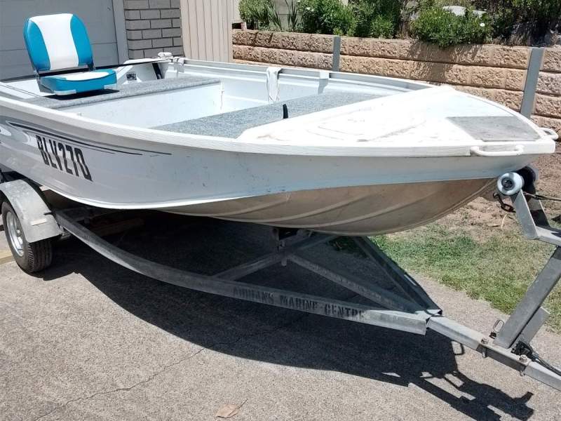 Stacer 379 Proline 2010 Build, 6 HP Suzuki, trailer. All registered