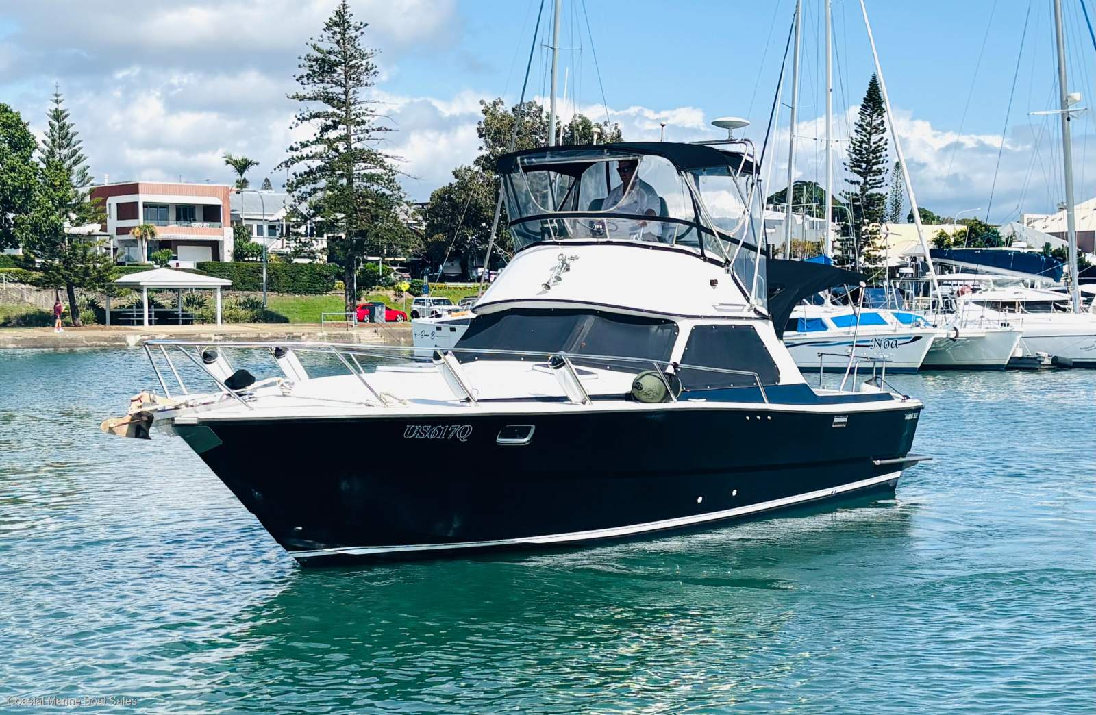 Randall 32 Flybridge 32 Flybridge