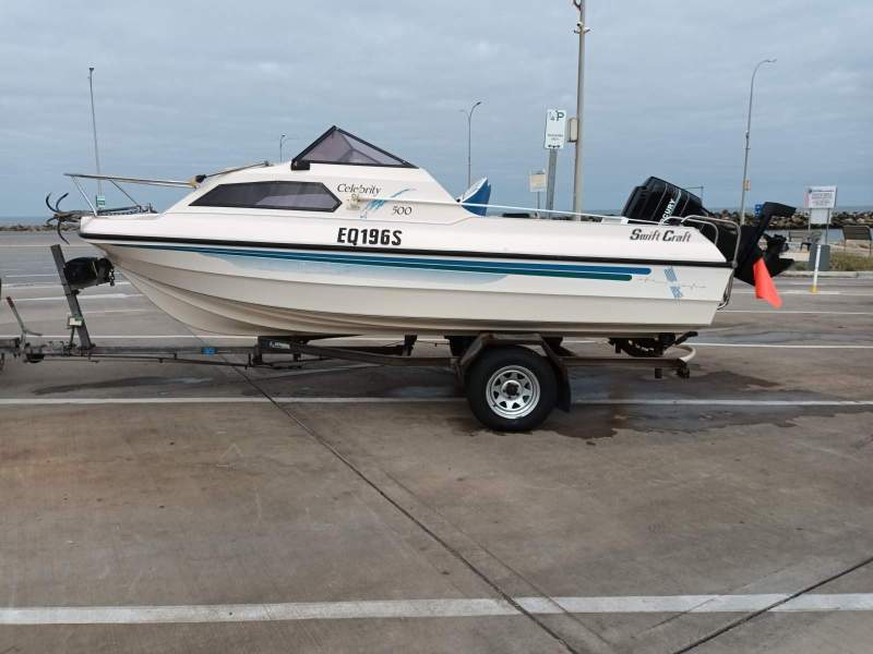Swiftcraft Half Cabin