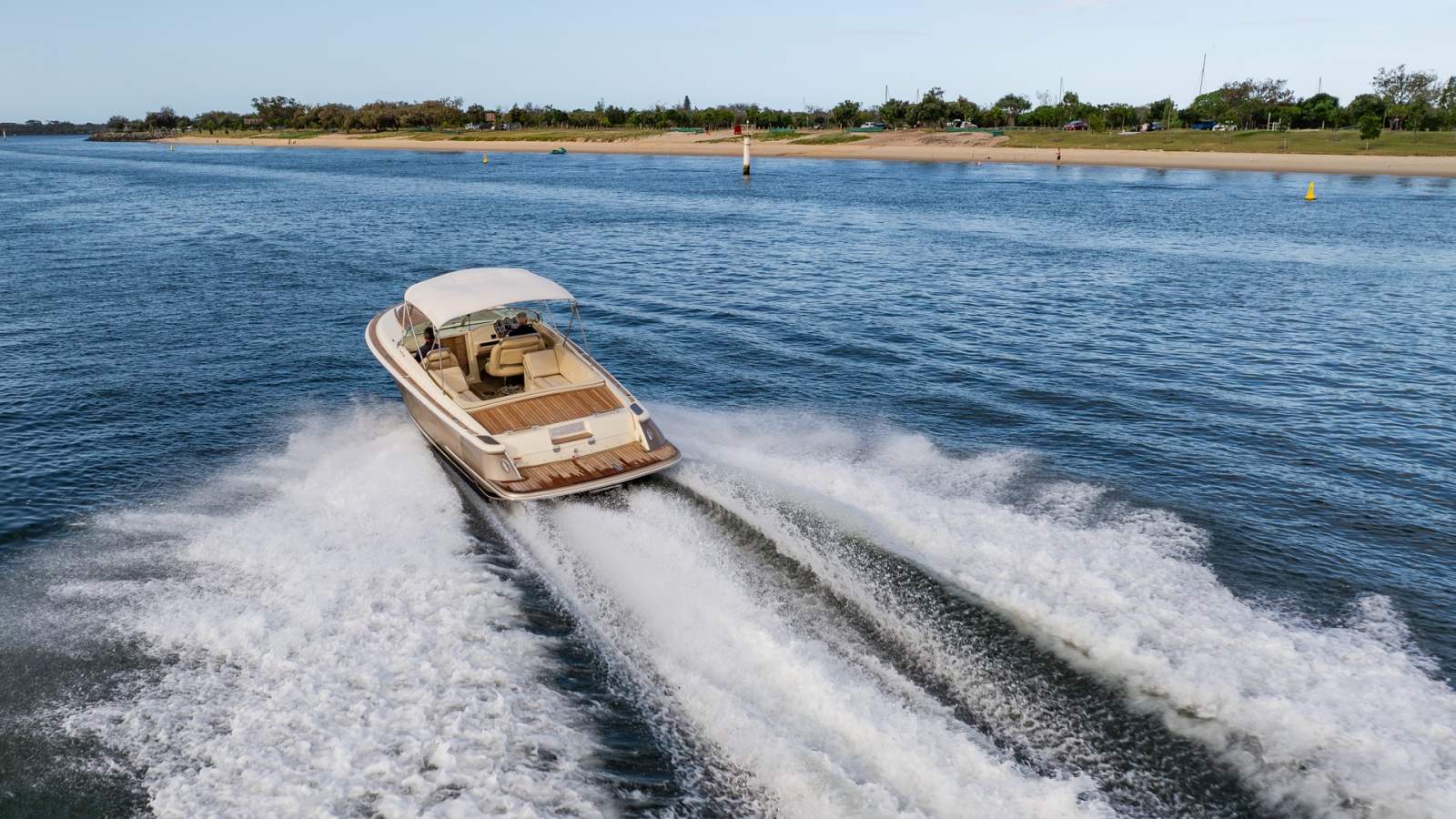 Chris Craft Corsair 28