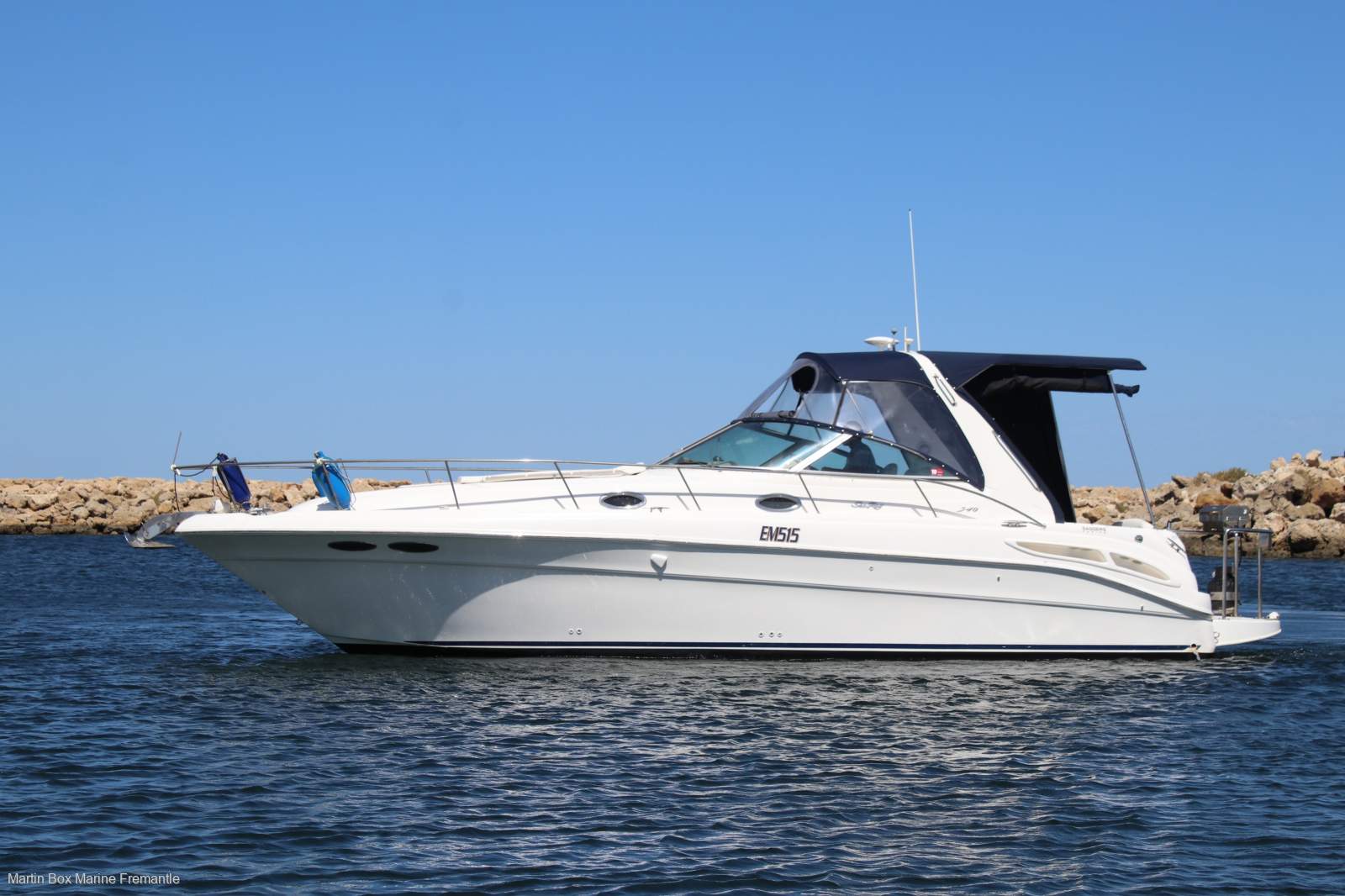 Sea Ray 340 Sundancer with Twin Shaft Drives