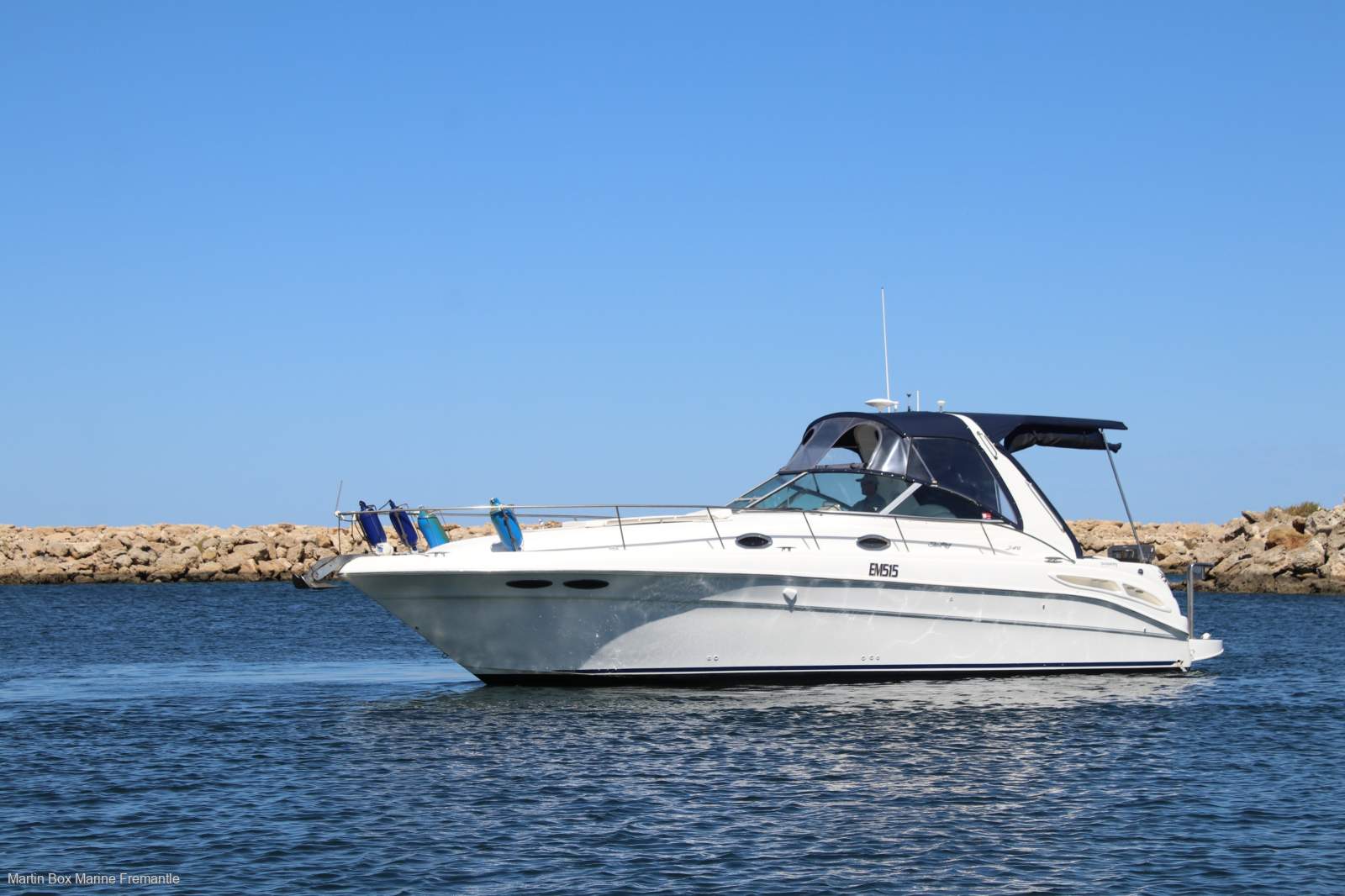 Sea Ray 340 Sundancer with Twin Shaft Drives