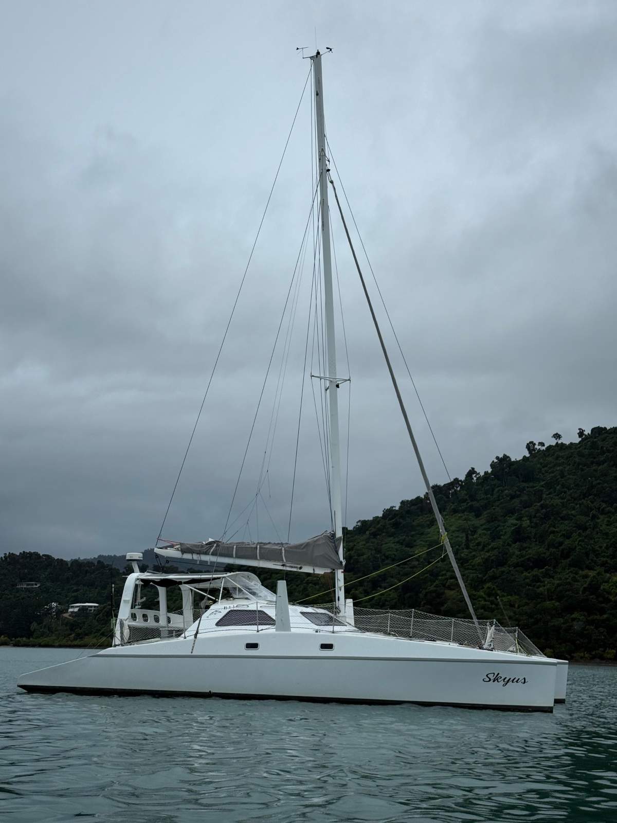 Crowther 42 Bell composites -offshore 42